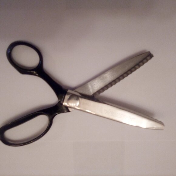 six pair of vintage left-hand scissors - Picture 10 of 11